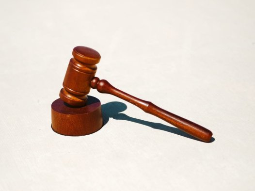在美国遇到纠纷，应该找什么类型的律师？